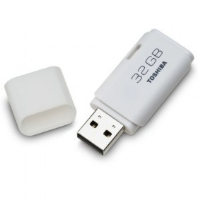 PFU032U-1ACW Memoria USB Toshiba, Hayabusa, 32GB, USB 2.0, Blanca